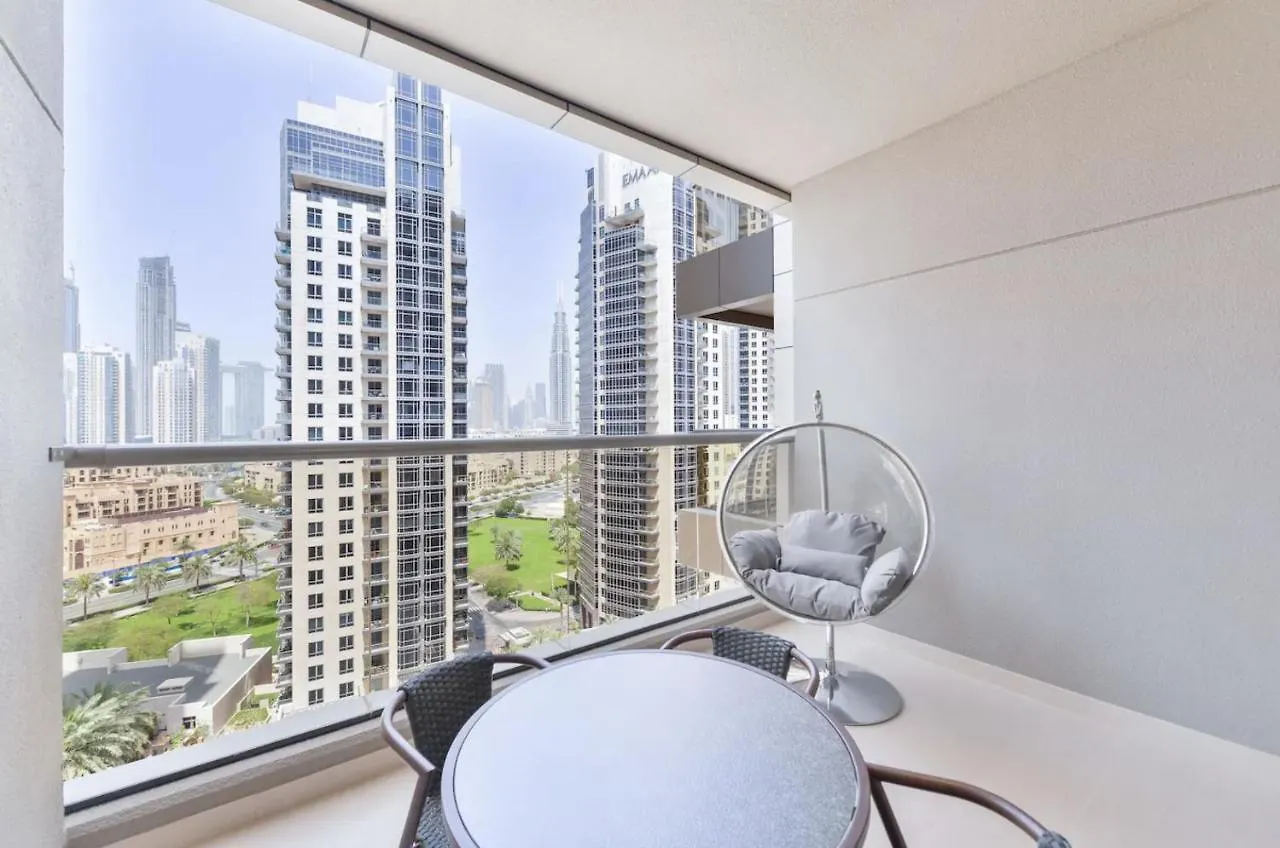 Residences At Elite Downtown Dubai 0*,